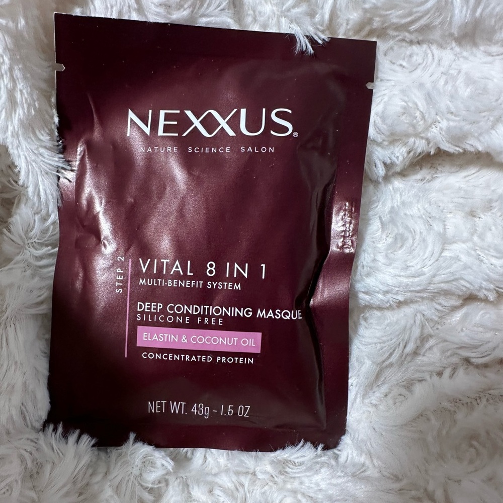 Nexxus Vital 8 in 1 Deep Conditioning Masque - Brown